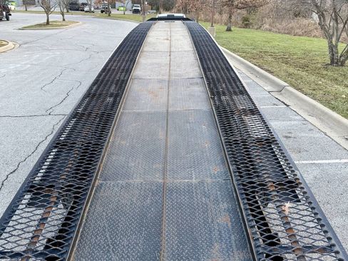 Used 2016 RAM 3500 SLT w/ Quick Order Package 29G SLT image 5