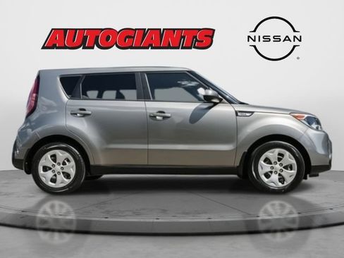 Used 2015 Kia Soul image 5