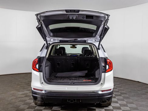 Used 2020 GMC Terrain SLT w/ Preferred Package image 44