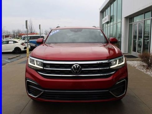 Used 2022 Volkswagen Atlas Cross Sport SEL R-Line image 2