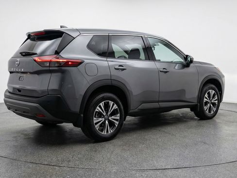 Used 2025 Nissan Rogue SV image 9