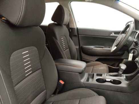 Used 2018 Kia Sportage LX FWD image 21