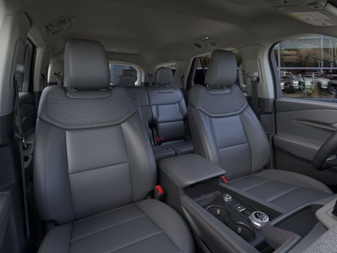 New 2026 Ford Explorer Active AWD/4WD image 11