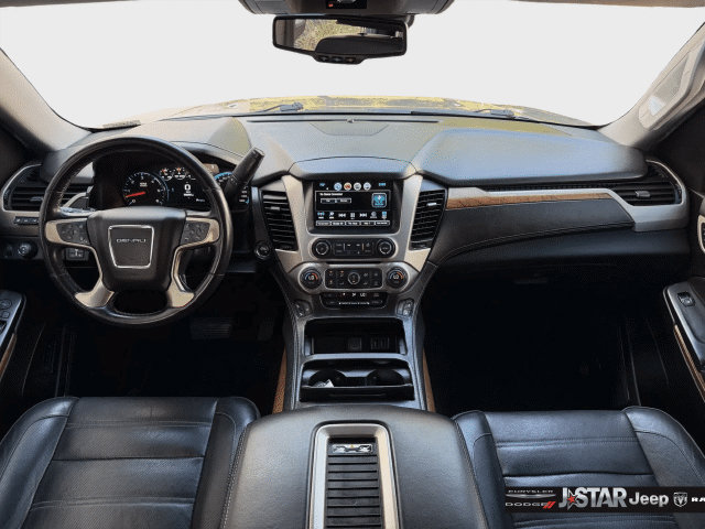 Used 2020 GMC Yukon XL Denali RWD image 9