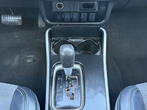 Used 2019 Mitsubishi Outlander SE FWD image 27