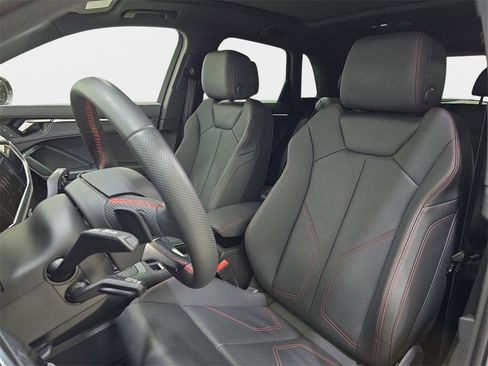 Used 2025 Audi Q3 2.0T Premium Plus w/ Premium Plus Package image 16