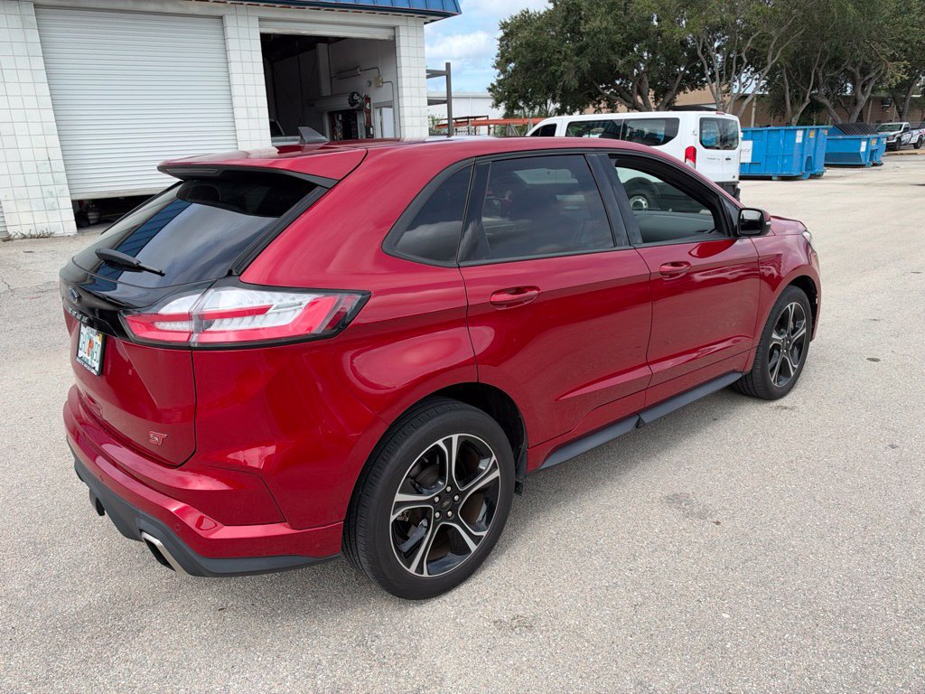 Used 2023 Ford Edge ST AWD/4WD image 3