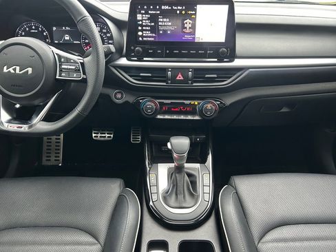 Used 2023 Kia Forte GT-Line w/ GT-Line Premium Package image 12