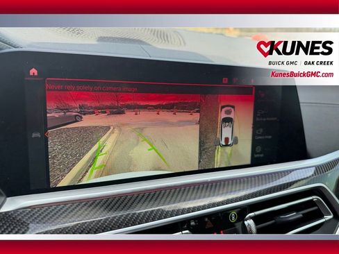 Used 2022 BMW X5 M50i image 16