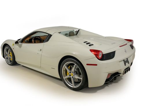 Used 2015 Ferrari 458 Spider RWD image 4