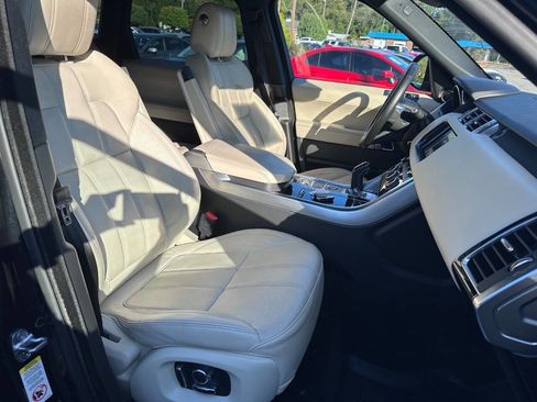 Used 2016 Land Rover Range Rover Sport HSE image 20