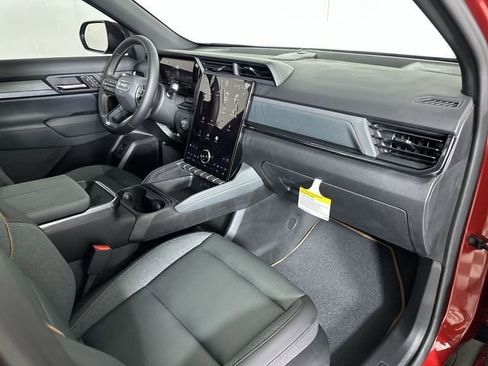New 2026 GMC Terrain AT4 w/ Convenience Package III AWD/4WD image 31