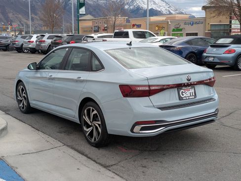 New 2026 Volkswagen Jetta SEL image 7