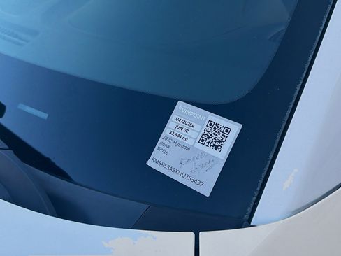 Used 2022 Hyundai Kona Limited FWD image 34