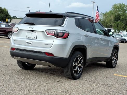 Used 2025 Jeep Compass Limited AWD/4WD image 7