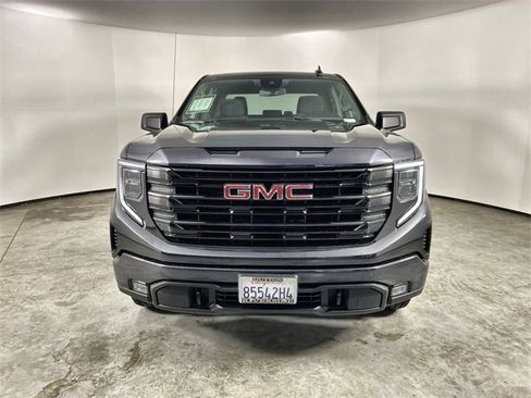 Used 2026 GMC Sierra 1500 Elevation image 3