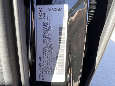 Used 2026 Audi A6 Premium Plus image 37