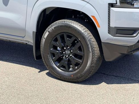 New 2026 Nissan Frontier SV w/ Tow Package AWD/4WD image 7