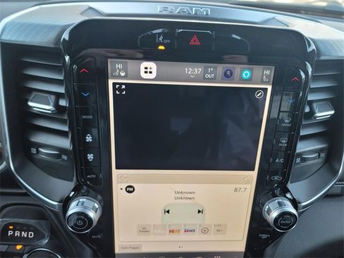 New 2026 RAM 1500 4x4 Crew Cab image 29