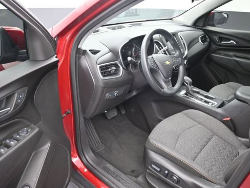 Used 2024 Chevrolet Equinox LT FWD image 10