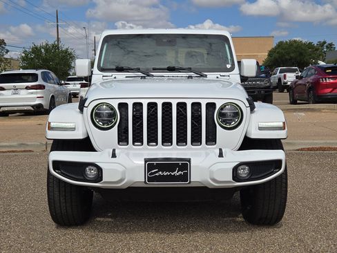 Used 2022 Jeep Gladiator Overland AWD/4WD image 10