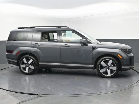 Used 2024 Hyundai Santa Fe Limited image 6