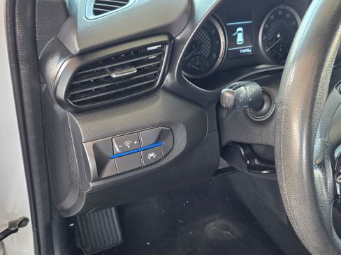 Used 2019 Hyundai Veloster 2.0 FWD image 15