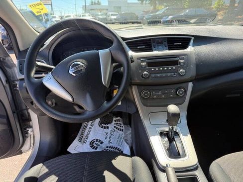 Used 2014 Nissan Sentra S FWD image 20