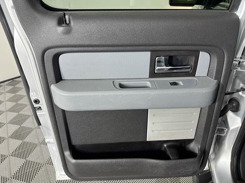 Used 2013 Ford F150 XLT w/ Mid Equipment Group image 22