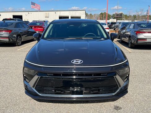 New 2025 Hyundai Sonata SEL image 2