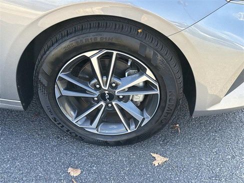 Certified 2023 Kia Forte LXS image 7