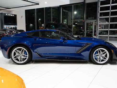 Used 2019 Chevrolet Corvette ZR1 RWD image 43