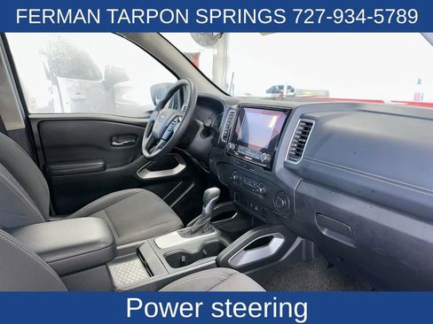 Used 2023 Nissan Frontier SV image 5