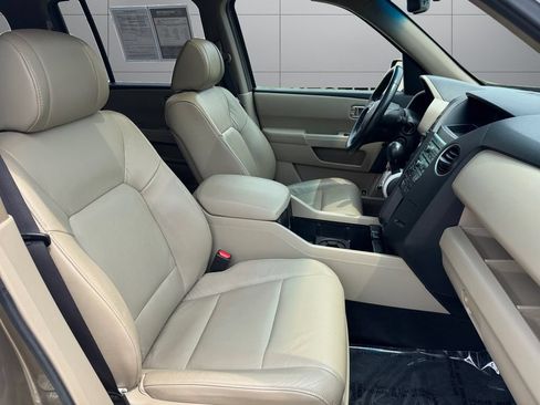 Used 2011 Honda Pilot EX-L image 17