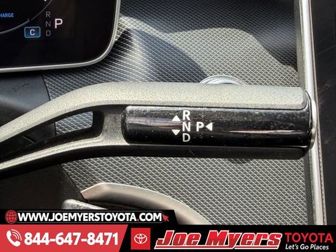 Used 2025 Mercedes-Benz C 300 Sedan image 20