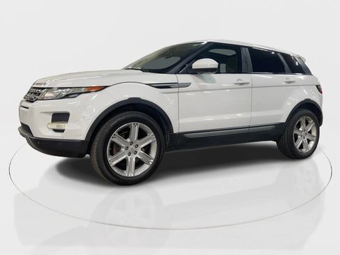 Used 2015 Land Rover Range Rover Evoque Pure Plus image 4