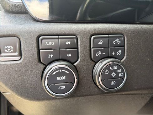 Used 2024 Chevrolet Silverado 2500 LT w/ Texas Edition image 10