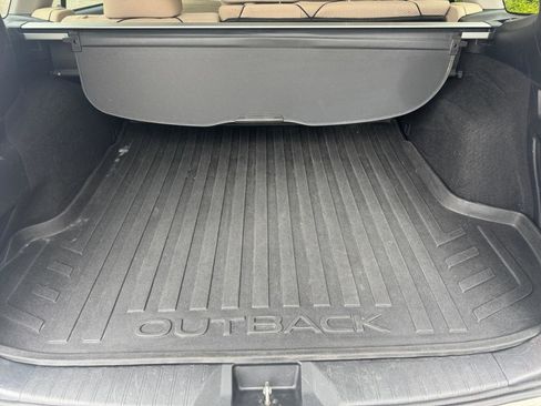 Used 2019 Subaru Outback 2.5i Premium w/ Popular Package #2 AWD/4WD image 26