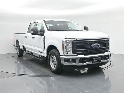 New 2026 Ford F350 XL w/ XL Chrome Package image 55