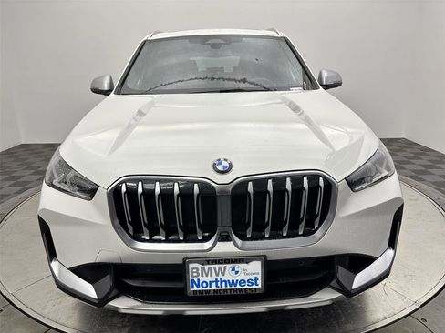 Used 2023 BMW X1 xDrive28i w/ Premium Package image 14