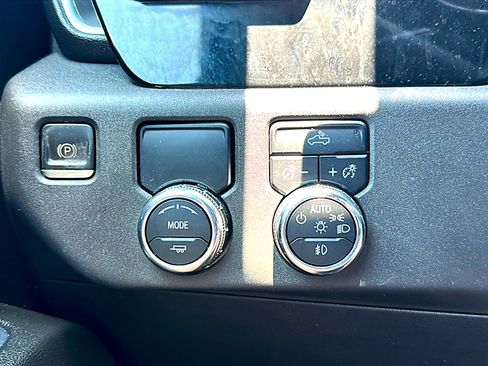 Used 2022 GMC Sierra 1500 Elevation w/ LPO, Elevation Black Package RWD image 35