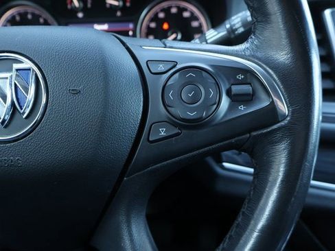 Used 2021 Buick Enclave Essence image 38