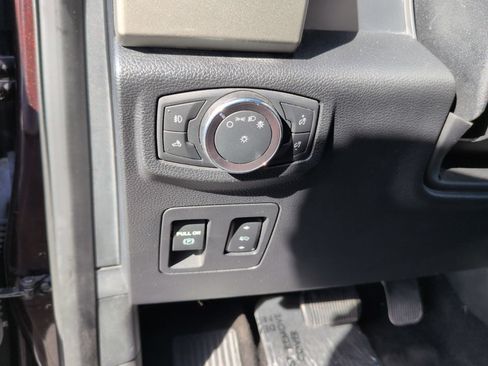 Used 2019 Ford F150 Lariat AWD/4WD image 16