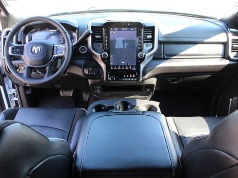 Used 2026 RAM 2500 Laramie AWD/4WD image 9
