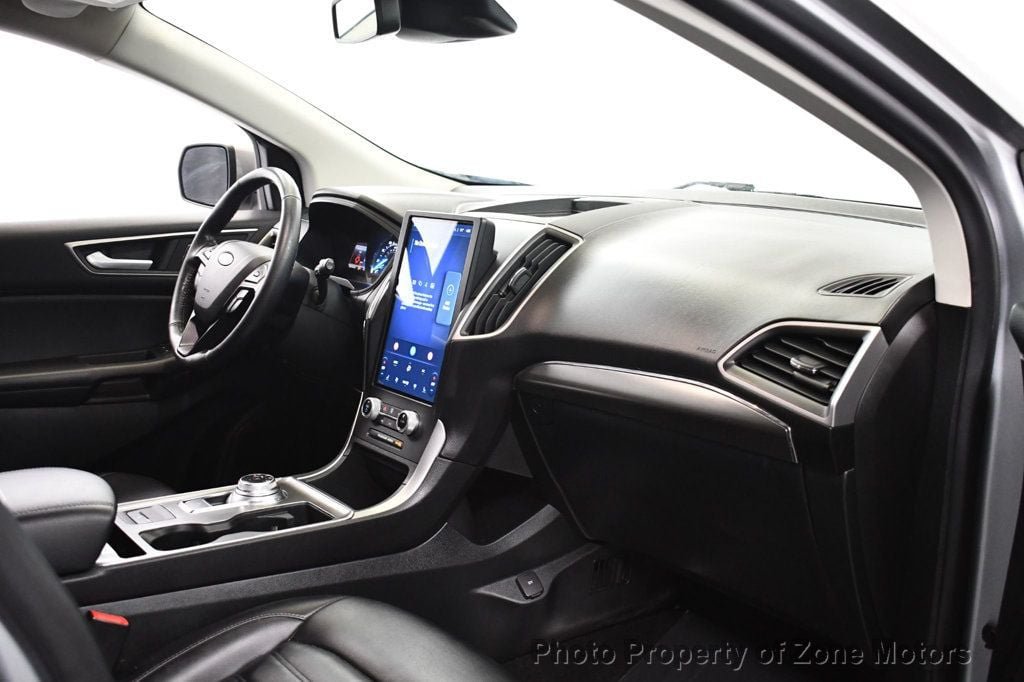 Used 2022 Ford Edge SEL AWD/4WD image 11