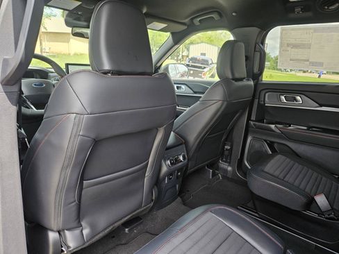 New 2026 Ford Explorer ST-Line w/ ST-Line Street Pack RWD image 27