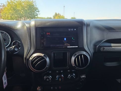 Used 2012 Jeep Wrangler Sport AWD/4WD image 18