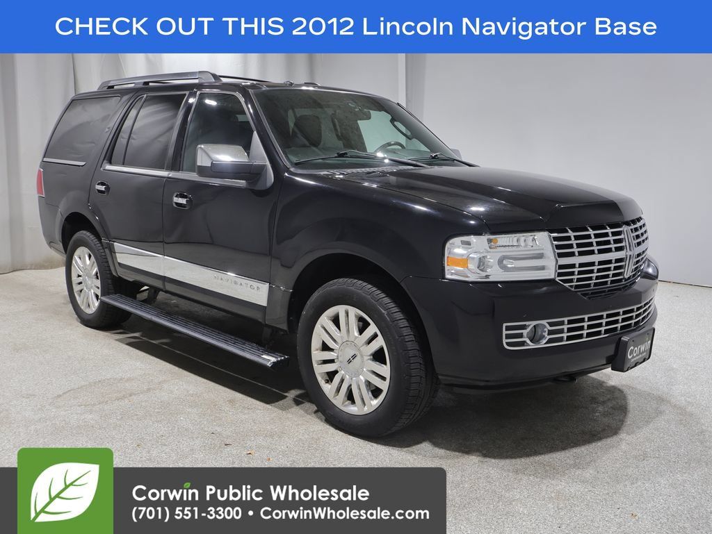 Used 2012 Lincoln Navigator 4WD image 1