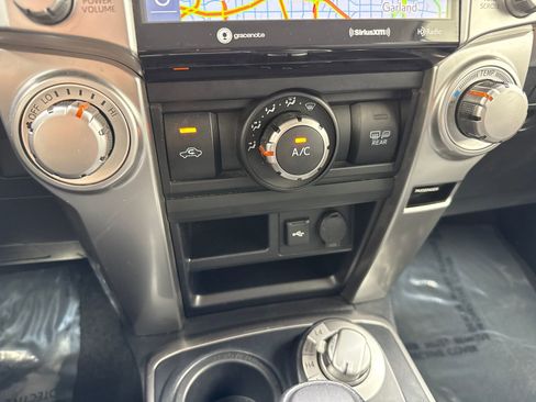 Used 2022 Toyota 4Runner SR5 Premium AWD/4WD image 30