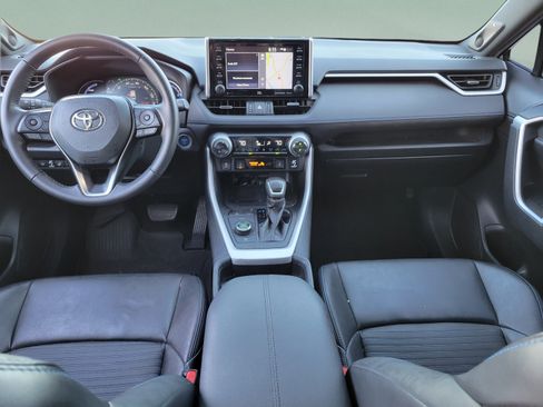 Used 2021 Toyota RAV4 XSE w/ XSE Grade Weather Package AWD/4WD image 10
